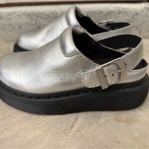 New Dr. Martens Laketen slingback Women's Sz 5